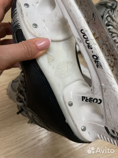 Коньки хоккейные 35 размер