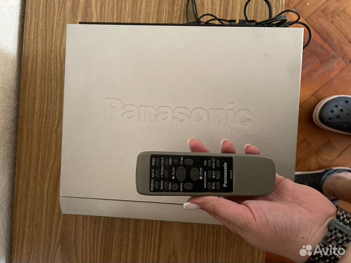 Видеомагнитофон panasonic