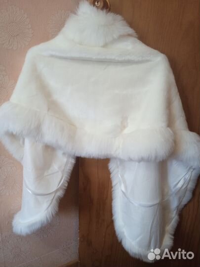 Меховая накидка женская