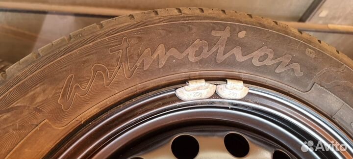Летние шины с дисками 185/60R14