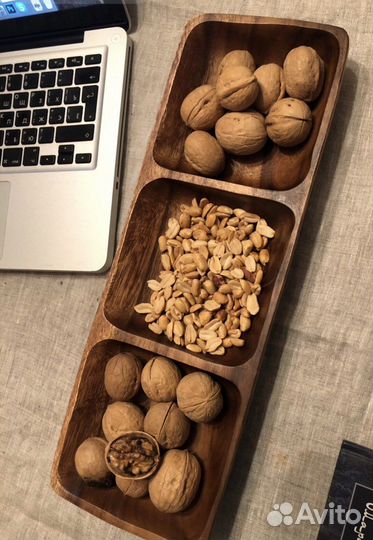 Менажница из дерева акации