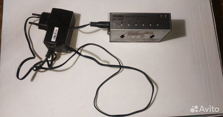 Коммутатор D-Link DGS-1005D