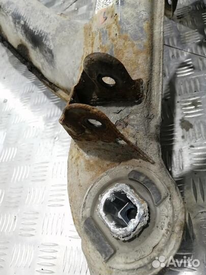 Подрамник задний Mercedes-Benz CLK-класс