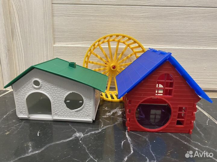 Домики, колесо для грызунов