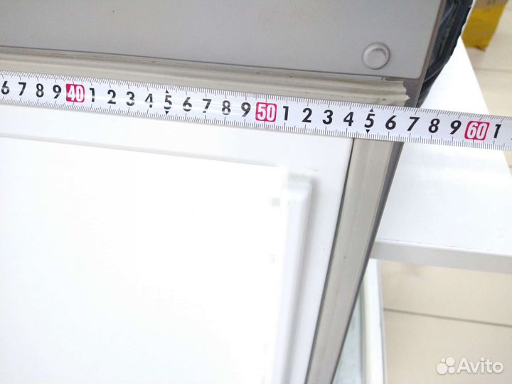 Уплотнитель для холодильника Liebherr 93.3х57 см