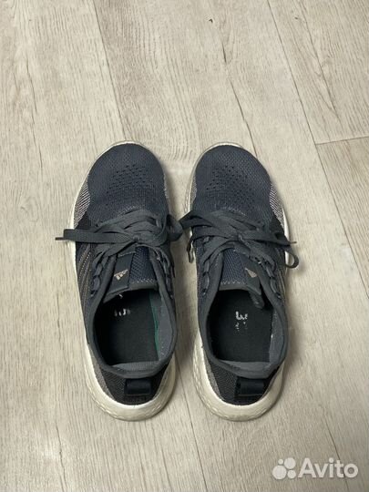 Кроссовки adidas для бега