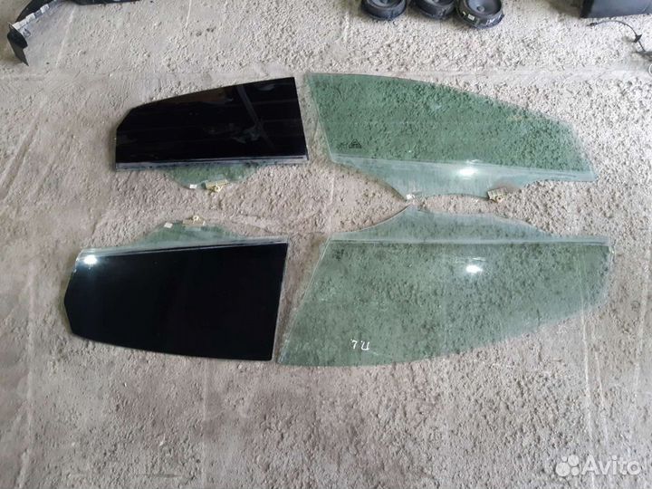 Hyundai i30 GD стекло