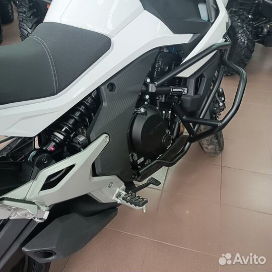 Cfmoto 700MT (ABS)