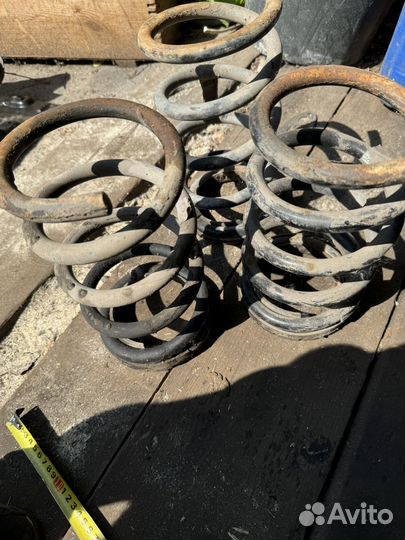 Пружина задняя эскейп маверик трибут маринер