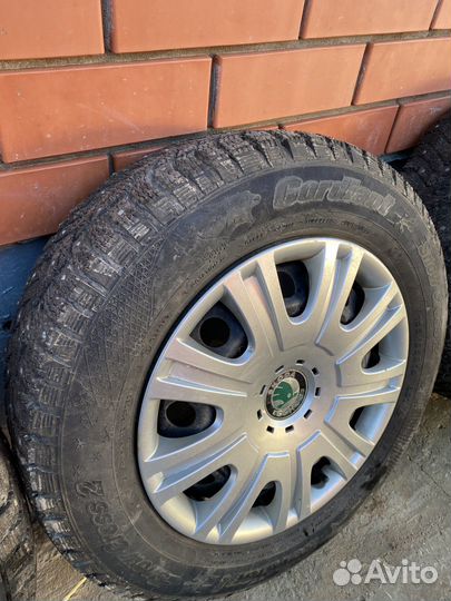 Комплект зимних колес r15