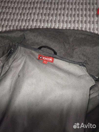 Ветровка женская