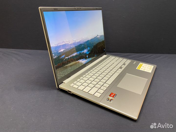 Asus Ryzen 7 7520U 16GB 512Gb SSD гарантия