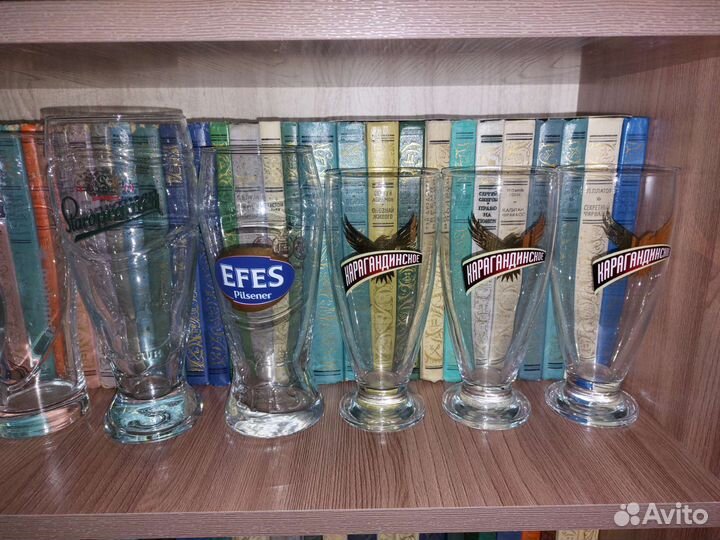 Пивные кружки и бокалы