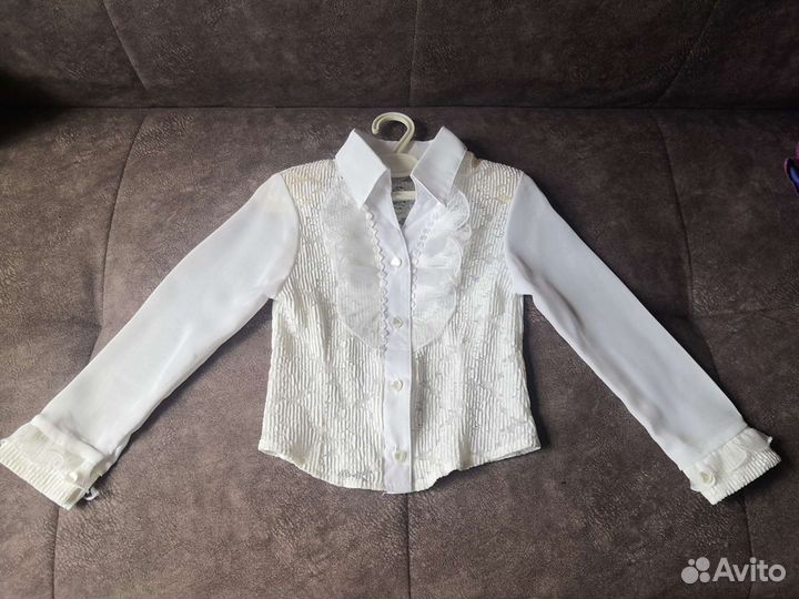Блузка белая (116см)б/у 2 раза