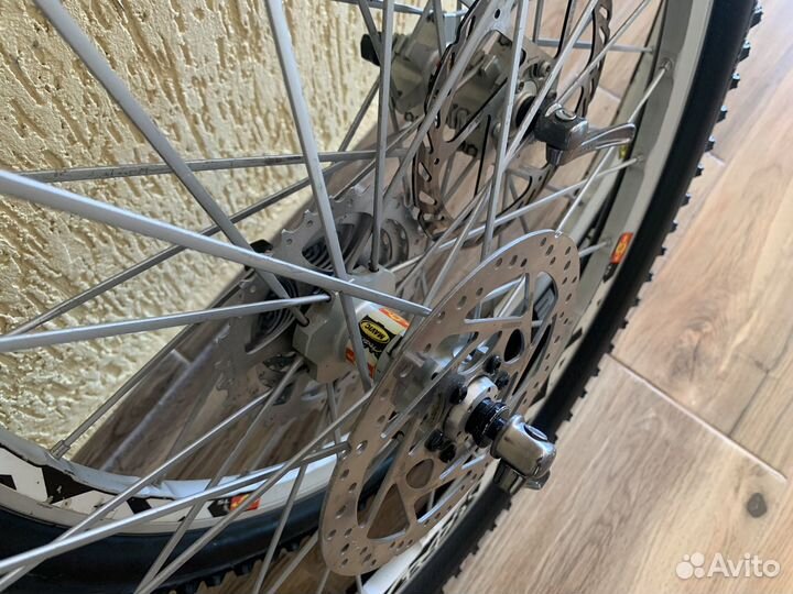 Комплект дисковых колес Mavic Cross Max SL 26