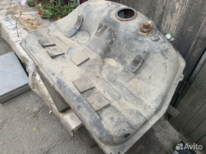 Топливный бак Hyundai Sonata IV (тагаз)