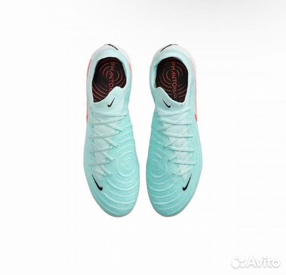 Футбольные бутсы nike phantom gx