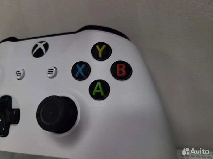 Игровая консоль Microsoft Xbox One S 1000gb