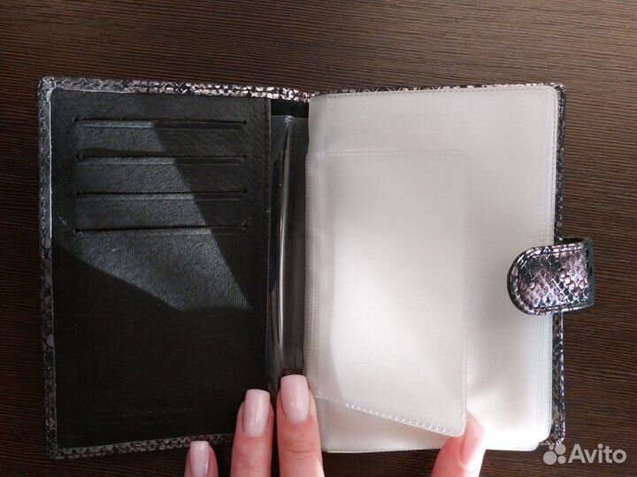 Обложка для автодокументов с вкладышами