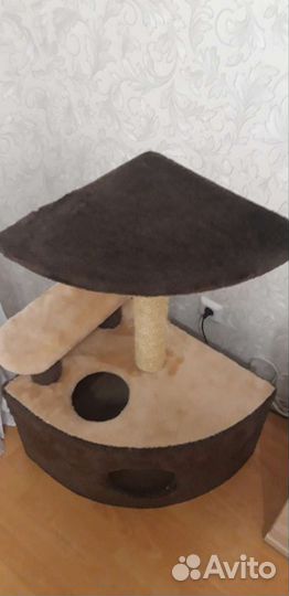 Домик для кошки с когтеточкой бу