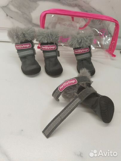 Обувь для собак мелких пород