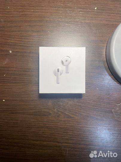 Airpods 4 с шумоподавлением