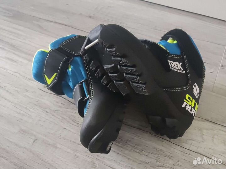 Лыжные ботинки + лыжи