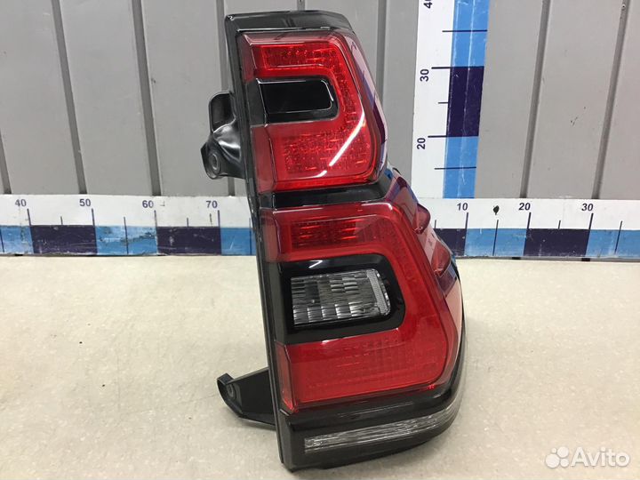 Фонарь задний правый Toyota Land Cruiser (150) -Pr