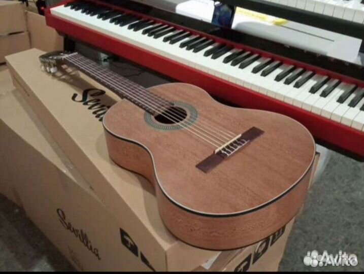 Гитары Sevillia 3/4 Классика Красное дерево