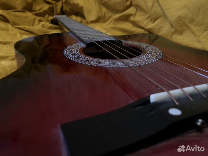 Акустическая гитара испанка