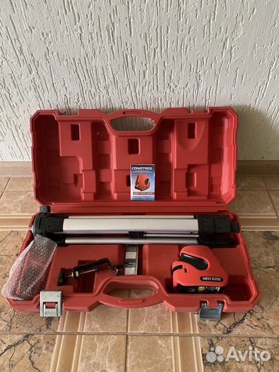 Лазерный нивелир