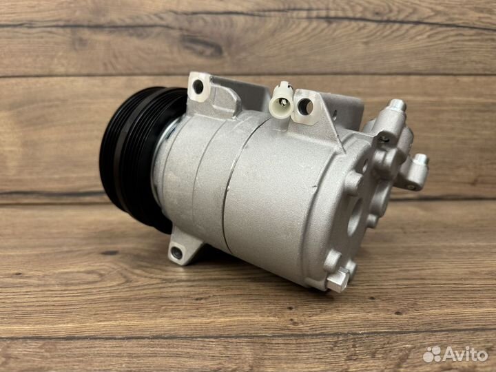 Компрессор кондиционера Volvo C30 (06-13)