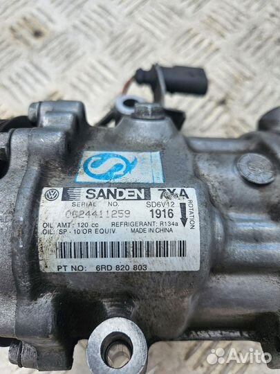 Компрессор кондиционера WV pilo 5 1.6 cfna