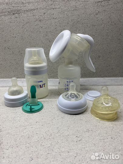 Ручной молокоотсос Avent