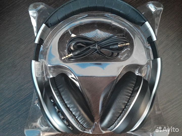 Беспроводные наушники