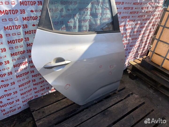 Дверь задняя правая Kia Venga 1.4 I 2010