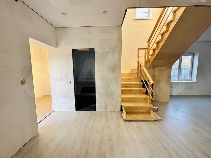 Дом 130 м² на участке 5,3 сот.