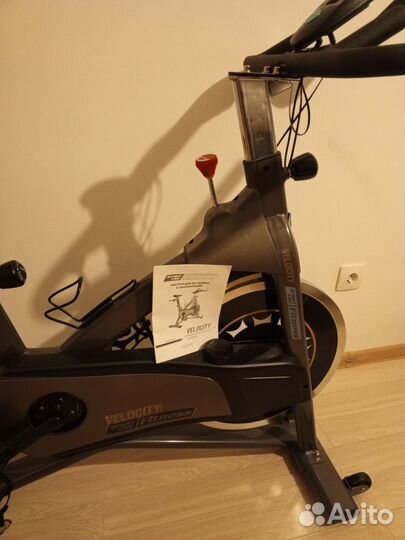 Велотренажер новый