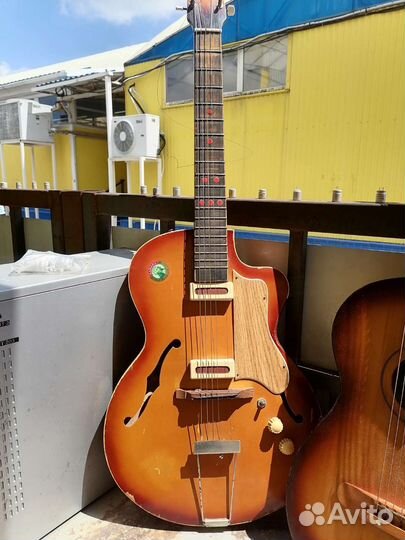 Гитара производства СССР