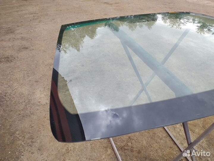 Стекло лобовое Toyota Camry V50 2017 год