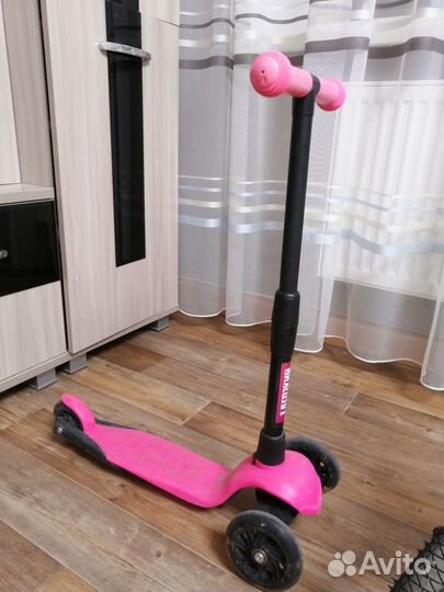 Самокат детский трехколесный