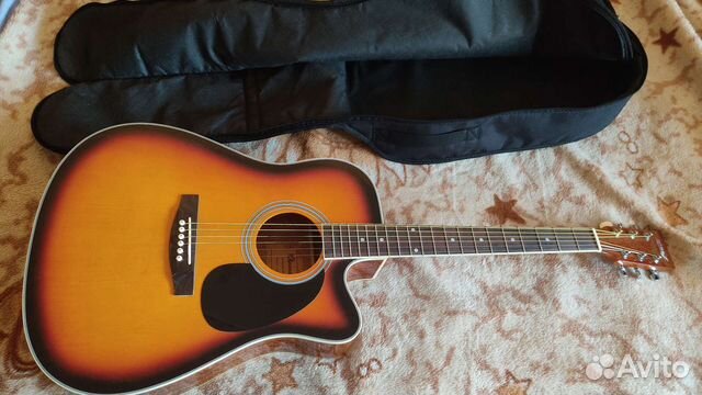 Акустическая гитара