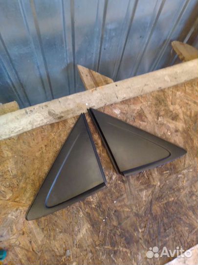 Накладка заднего крыла Hyundai Solaris 1