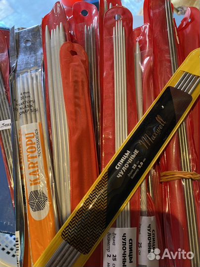 Спицы и крючки для вязания