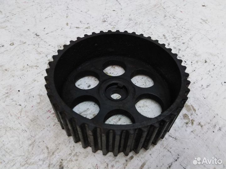 Шестерня 077115121B Ауди V8