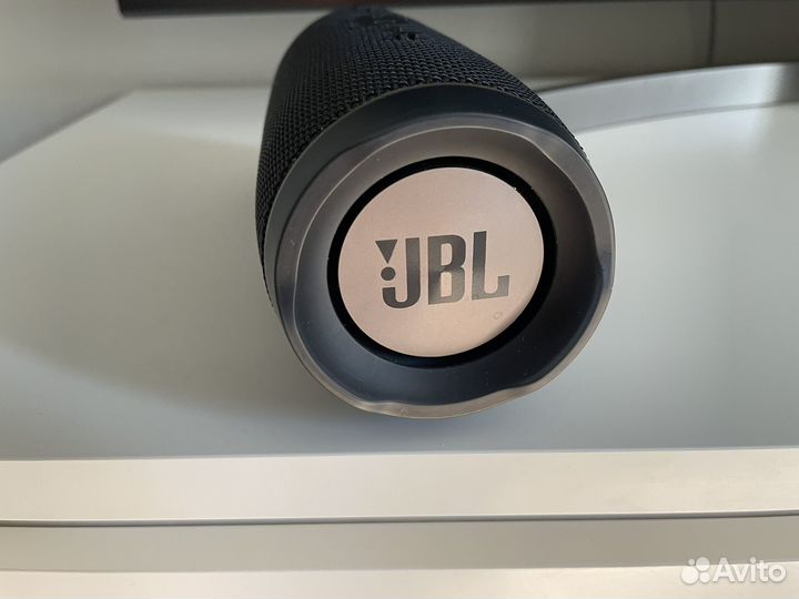 Колонка jbl charge 3