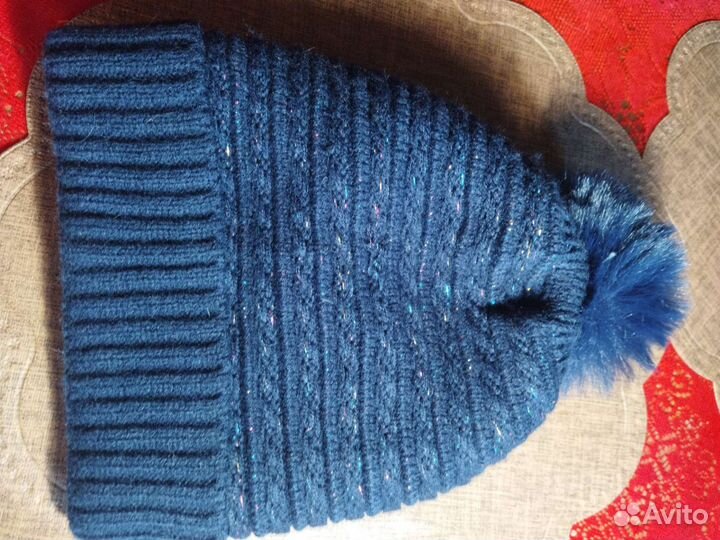 Шапка женская вязаная