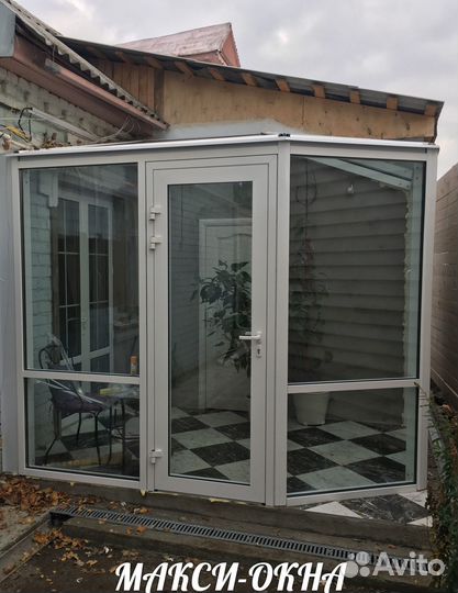 Двери для тамбура с установкой