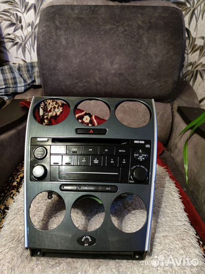 Магнитола штатная на мазду 6 GG 1