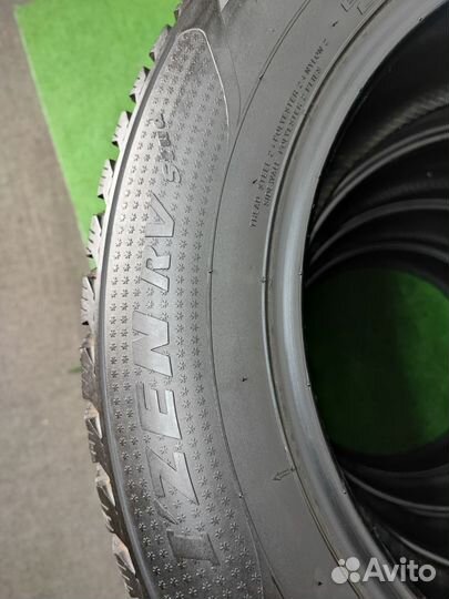 Kumho I'Zen RV Stud KC16 225/60 R17